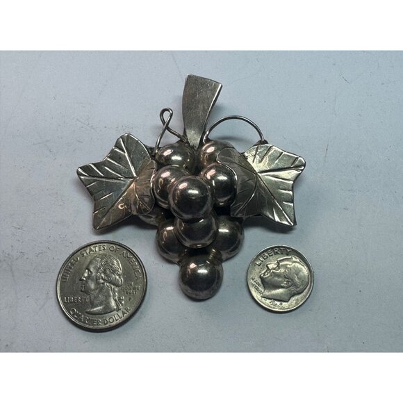 Estate Sterling Silver 925 Mexico Grape Cluster Leaf Brooch Pin, 31.4g, 63mm - Picture 6 of 8
